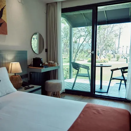 Hotel Parmos *