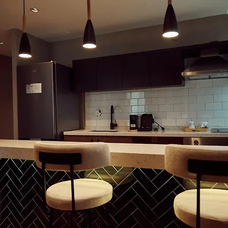 Parmos Hotel *